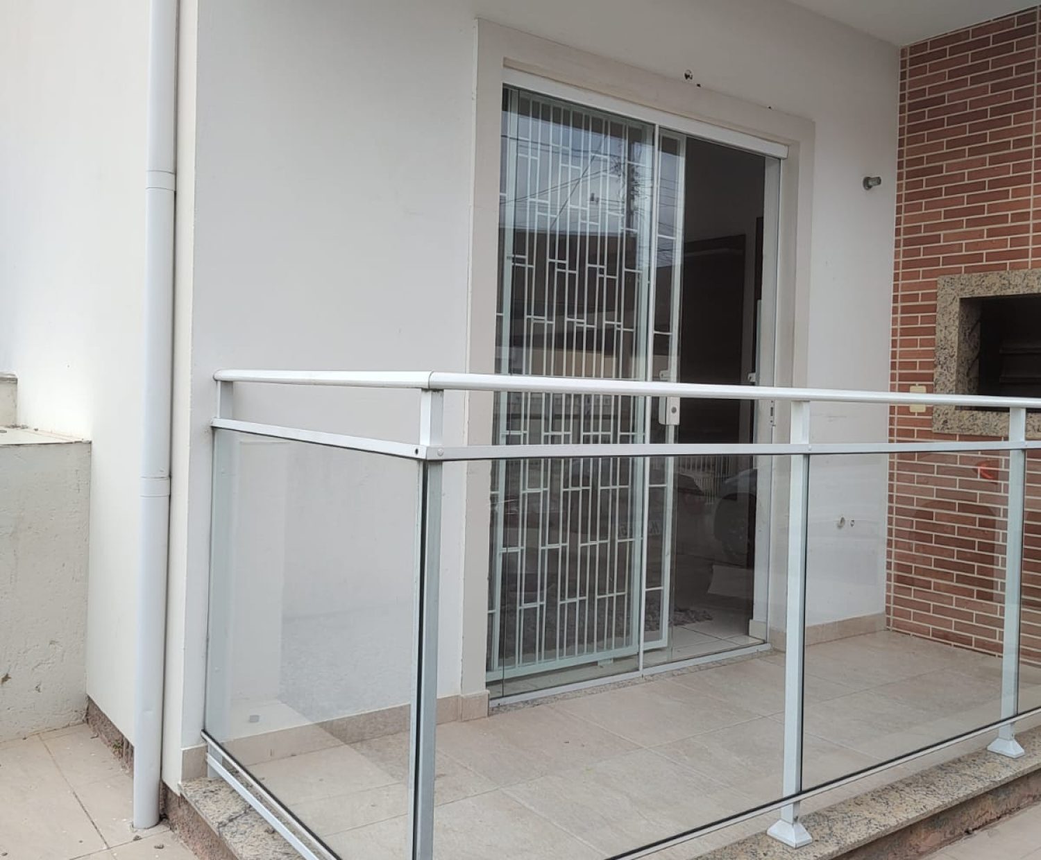 1b6525ea-acc1-46d1-b60f-51c04e1f875f