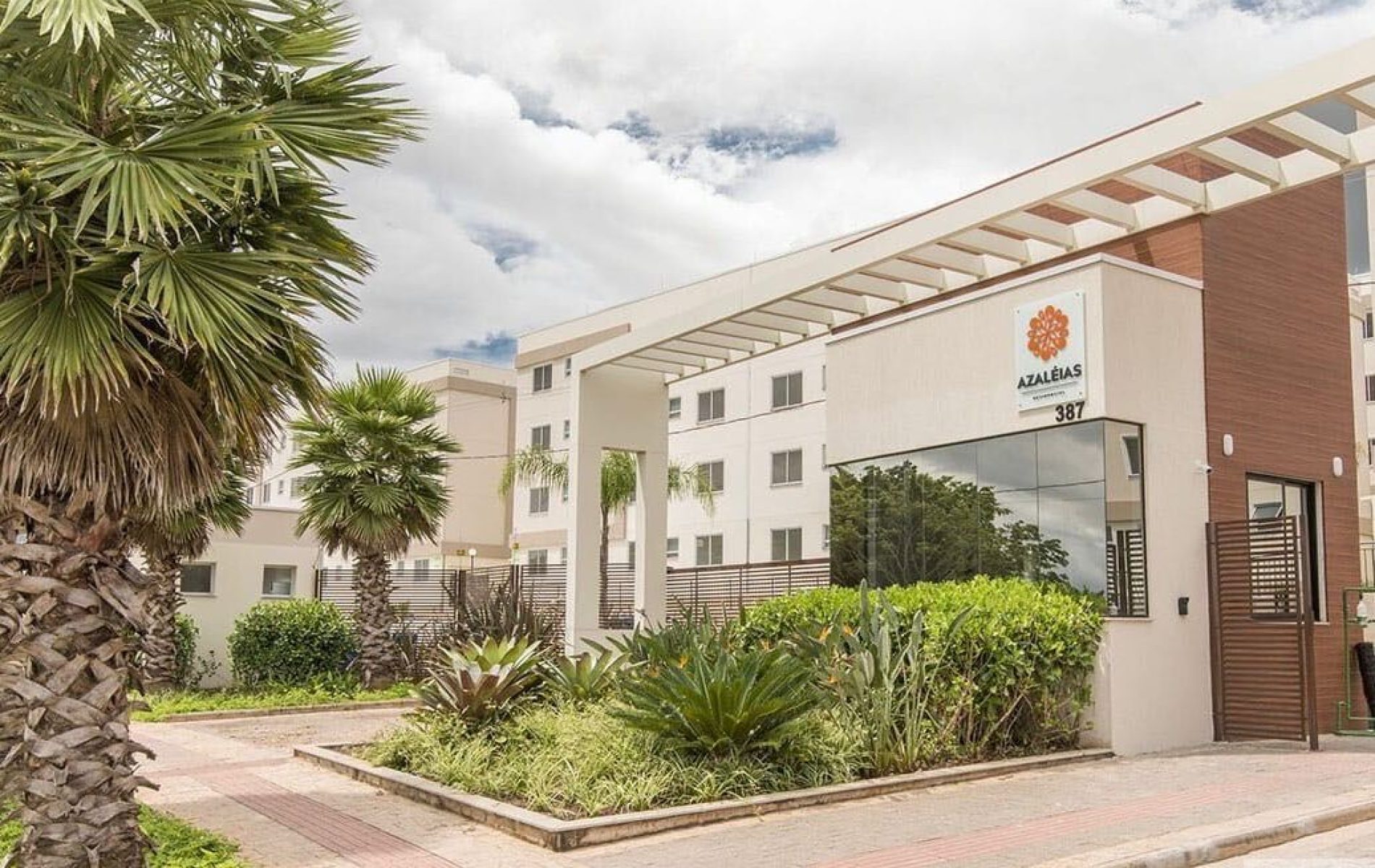 924c2874-fab8-4451-bead-32d17ed4f406